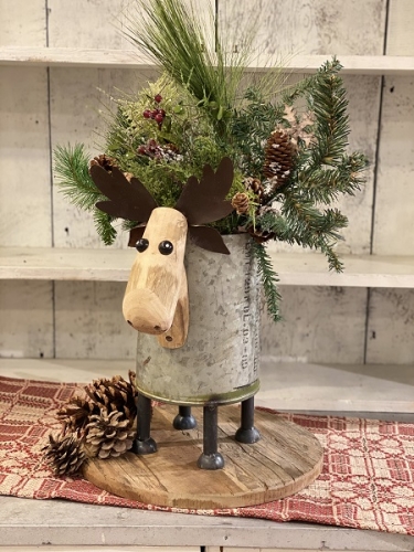 METAL RECYLED MOOSE BUCKET